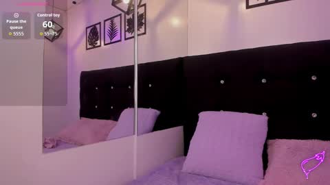 haiily_baeker online show from 10/06/25, 02:47