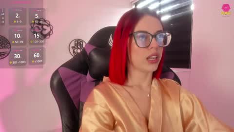 Snapshot of haileebeer_ chatting on 05/05/26, 03:42 Hailee online show from 05/05/26, 03:42