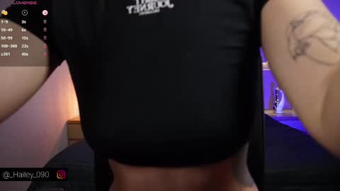 Snapshot of hailey_09 chatting on 09/24/25, 02:31 Hailey online show from 09/24/25, 02:31