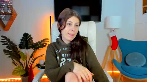 Hailey  Green online show from 12/22/25, 09:56