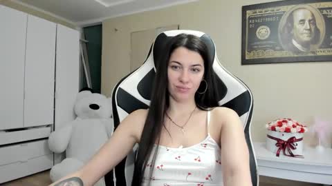 Sk     pe     Anya388109 online show from 12/17/24, 08:32