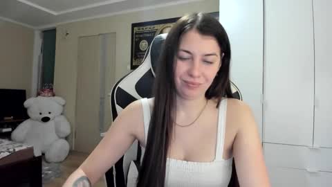 Sk     pe     Anya388109 online show from 10/13/25, 07:36