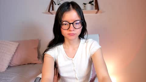 Hailey online show from 01/20/25, 01:50