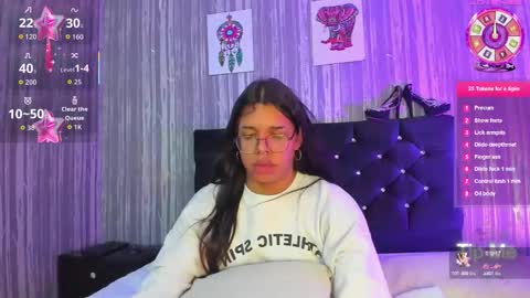 hailey_johnsonn online show from 09/26/25, 12:09