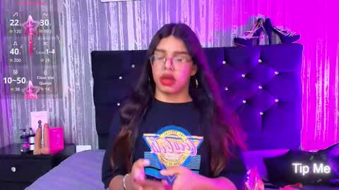 hailey_johnsonn online show from 10/30/25, 01:23