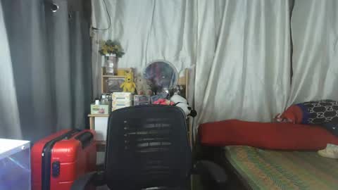 hailey_sweetcum77 online show from 09/28/25, 10:31