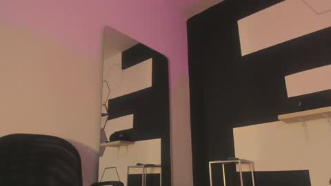 Snapshot of haileycat_ chatting on 01/22/25, 01:10 haileycat_ online show from 01/22/25, 01:10