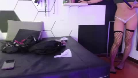 Snapshot of haileycat_ chatting on 09/12/25, 02:00 haileycat_ online show from 09/12/25, 02:00