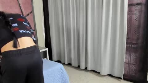 Hailey online show from 09/09/25, 12:05