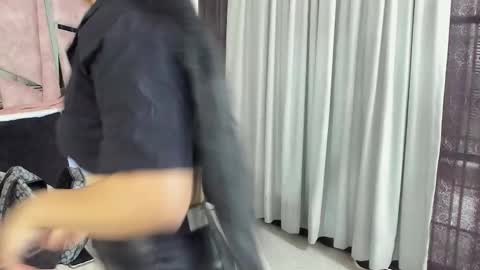 Hailey online show from 10/28/25, 12:09