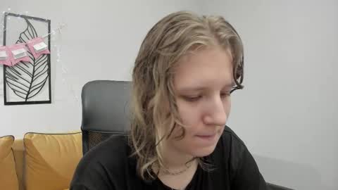 Snapshot of haileyfoxy chatting on 02/11/26, 11:26 Hailey online show from 02/11/26, 11:26