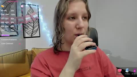 Snapshot of haileyfoxy chatting on 02/19/26, 12:34 Hailey online show from 02/19/26, 12:34