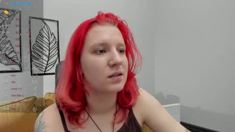 Snapshot of haileyfoxy chatting on 04/13/26, 11:27 Hailey online show from 04/13/26, 11:27