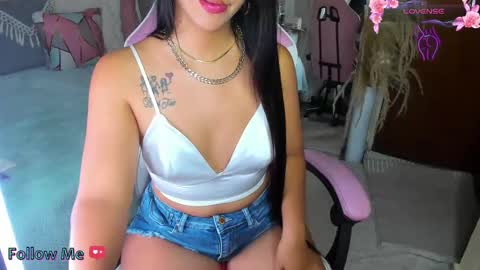 Hailey online show from 09/17/25, 02:24