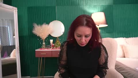 Hailey online show from 01/05/26, 05:27