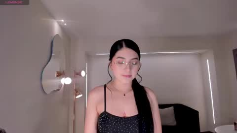 Hailey online show from 02/24/26, 11:30