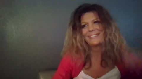 Hailey online show from 12/20/25, 10:17