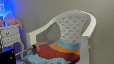 Snapshot of haileysans chatting on 03/25/26, 11:38 haileysans online show from 03/25/26, 11:38