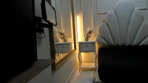 Snapshot of haileysans chatting on 04/13/26, 11:37 haileysans online show from 04/13/26, 11:37