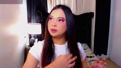 Snapshot of hailywilson chatting on 02/14/26, 11:51 haily online show from 02/14/26, 11:51