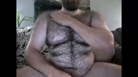 Hairiest Bear online show from 09/29/25, 05:45