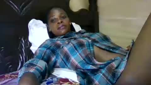 Snapshot of hairy_africanbae chatting on 07/15/26, 10:26 hairy_africanbae online show from 07/15/26, 10:26