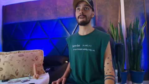 Snapshot of hairy_diamond chatting on 11/04/25, 07:07 H A I R Y D I A M O N D online show from 11/04/25, 07:07