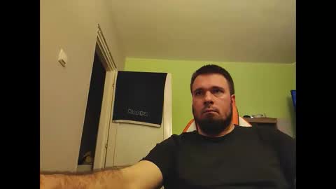 hairy_guy007 online show from 12/22/24, 07:42