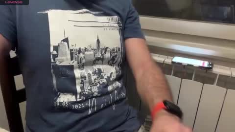 Snapshot of hairy_jockstrap chatting on 12/22/25, 12:07 hairy_jockstrap online show from 12/22/25, 12:07