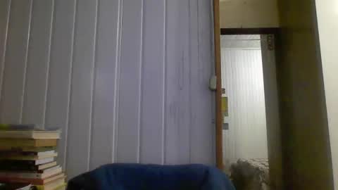 Snapshot of hairy_man_69_ chatting on 12/28/24, 10:13 horny online show from 12/28/24, 10:13