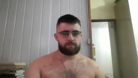 Snapshot of hairy_man_69_ chatting on 12/29/24, 02:27 horny online show from 12/29/24, 02:27