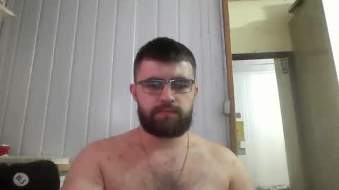 Snapshot of hairy_man_69_ chatting on 01/11/25, 12:55 horny online show from 01/11/25, 12:55