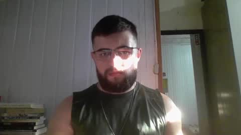 Snapshot of hairy_man_69_ chatting on 01/23/25, 08:56 horny online show from 01/23/25, 08:56