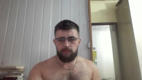 Snapshot of hairy_man_69_ chatting on 02/12/25, 04:12 horny online show from 02/12/25, 04:12
