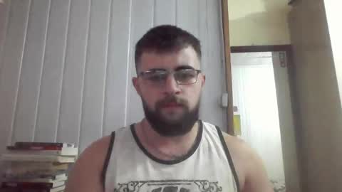 Snapshot of hairy_man_69_ chatting on 02/19/25, 02:44 horny online show from 02/19/25, 02:44