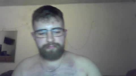 Snapshot of hairy_man_69_ chatting on 10/17/25, 10:45 horny online show from 10/17/25, 10:45