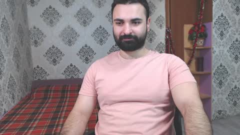 Snapshot of hairy_tyler666 chatting on 01/12/25, 01:00 Hairy Tyler online show from 01/12/25, 01:00