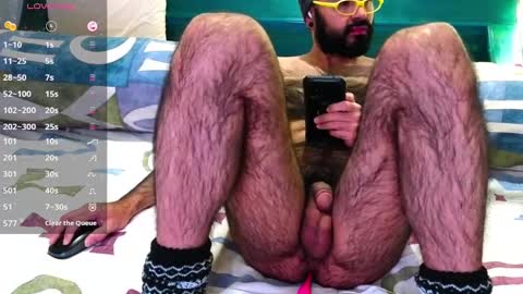 Snapshot of hairyale chatting on 01/10/25, 03:29 Hairyale online show from 01/10/25, 03:29