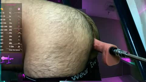 Snapshot of hairyale chatting on 01/30/25, 10:51 Hairyale online show from 01/30/25, 10:51