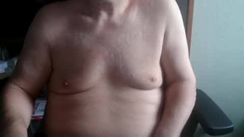 Snapshot of hairyarmpit_lover_1970 chatting on 04/01/26, 06:14 hairyarmpit_lover_1970 online show from 04/01/26, 06:14