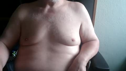 Snapshot of hairyarmpit_lover_1970 chatting on 05/03/26, 02:34 hairyarmpit_lover_1970 online show from 05/03/26, 02:34