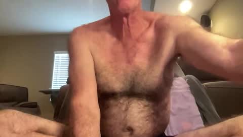 Snapshot of hairybater26 chatting on 01/07/26, 08:00 Harry online show from 01/07/26, 08:00