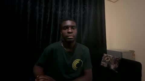 Snapshot of hairychest_bbc chatting on 03/28/26, 05:56 hairychest_bbc online show from 03/28/26, 05:56