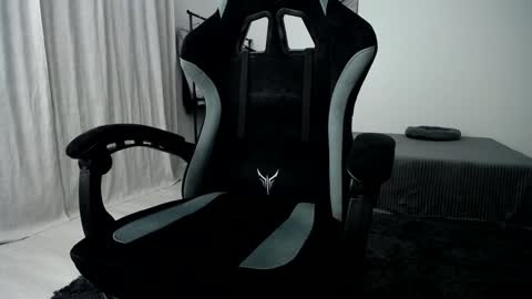 Snapshot of hairycuss chatting on 01/13/25, 06:27 Adam online show from 01/13/25, 06:27