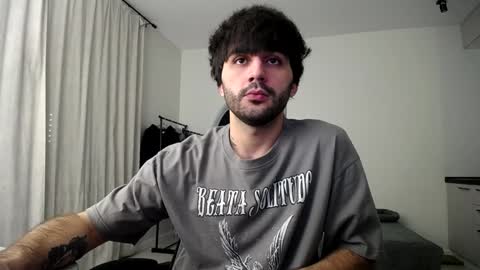 Snapshot of hairycuss chatting on 02/08/25, 05:39 Adam online show from 02/08/25, 05:39