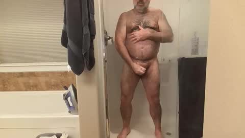 Snapshot of hairydaddreams chatting on 04/01/26, 01:34 hairydaddreams online show from 04/01/26, 01:34