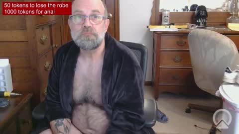 Snapshot of hairydaddybear69 chatting on 03/10/26, 01:05 HairyDaddyBear69 online show from 03/10/26, 01:05