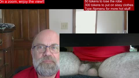 Snapshot of hairydaddybear69 chatting on 04/16/26, 01:12 HairyDaddyBear69 online show from 04/16/26, 01:12