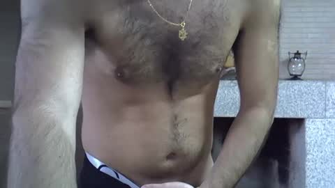 Snapshot of hairydaduncut chatting on 01/07/25, 11:16 hairydaduncut online show from 01/07/25, 11:16