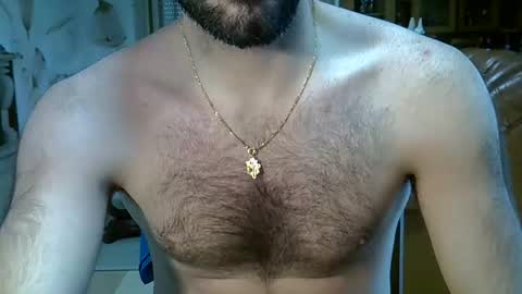 Snapshot of hairydaduncut chatting on 03/18/26, 01:03 hairydaduncut online show from 03/18/26, 01:03